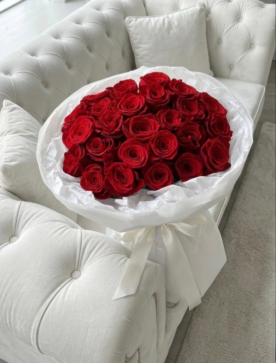 25 Red Deep Love