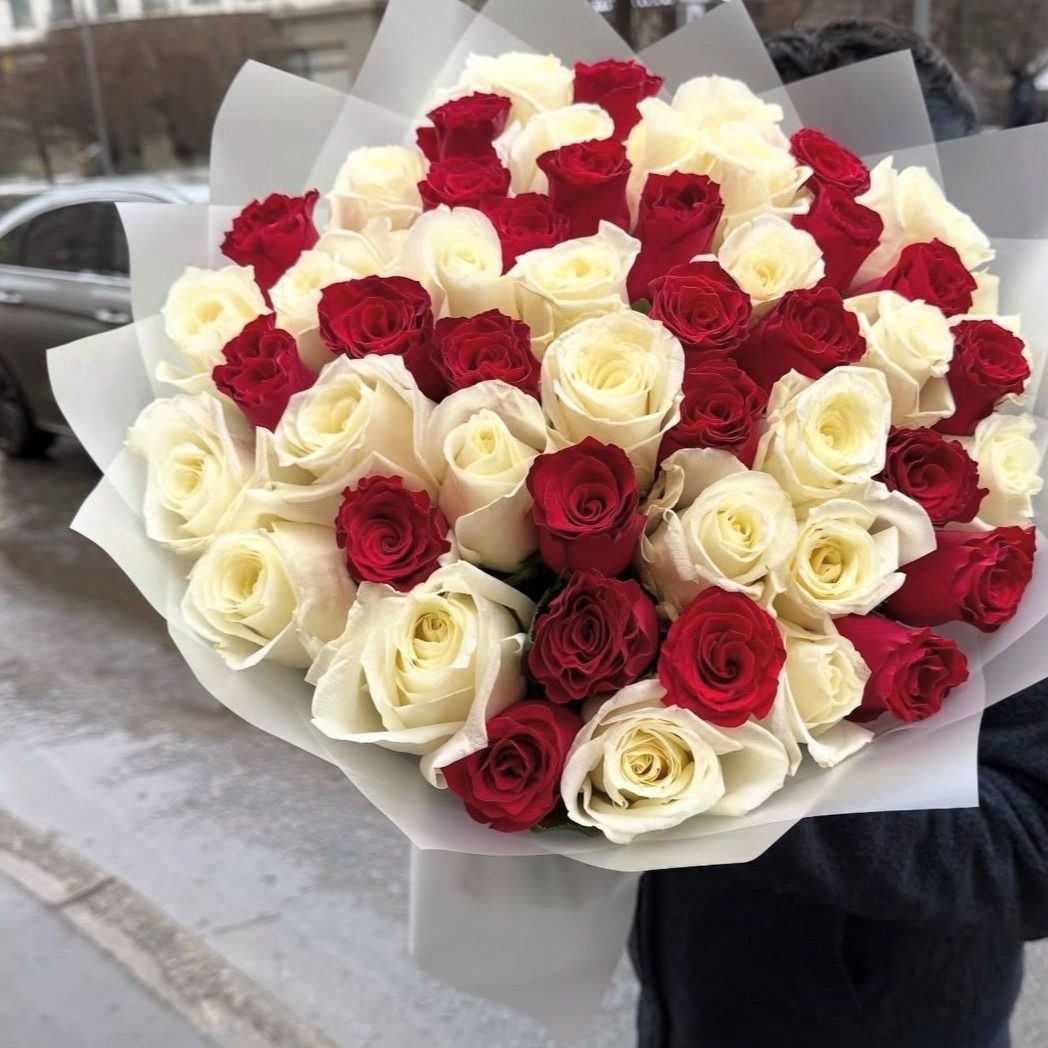 50 Roses Classic Bouquet